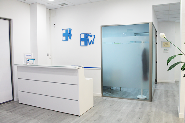 Clínica dental y centro fisiterapéutico